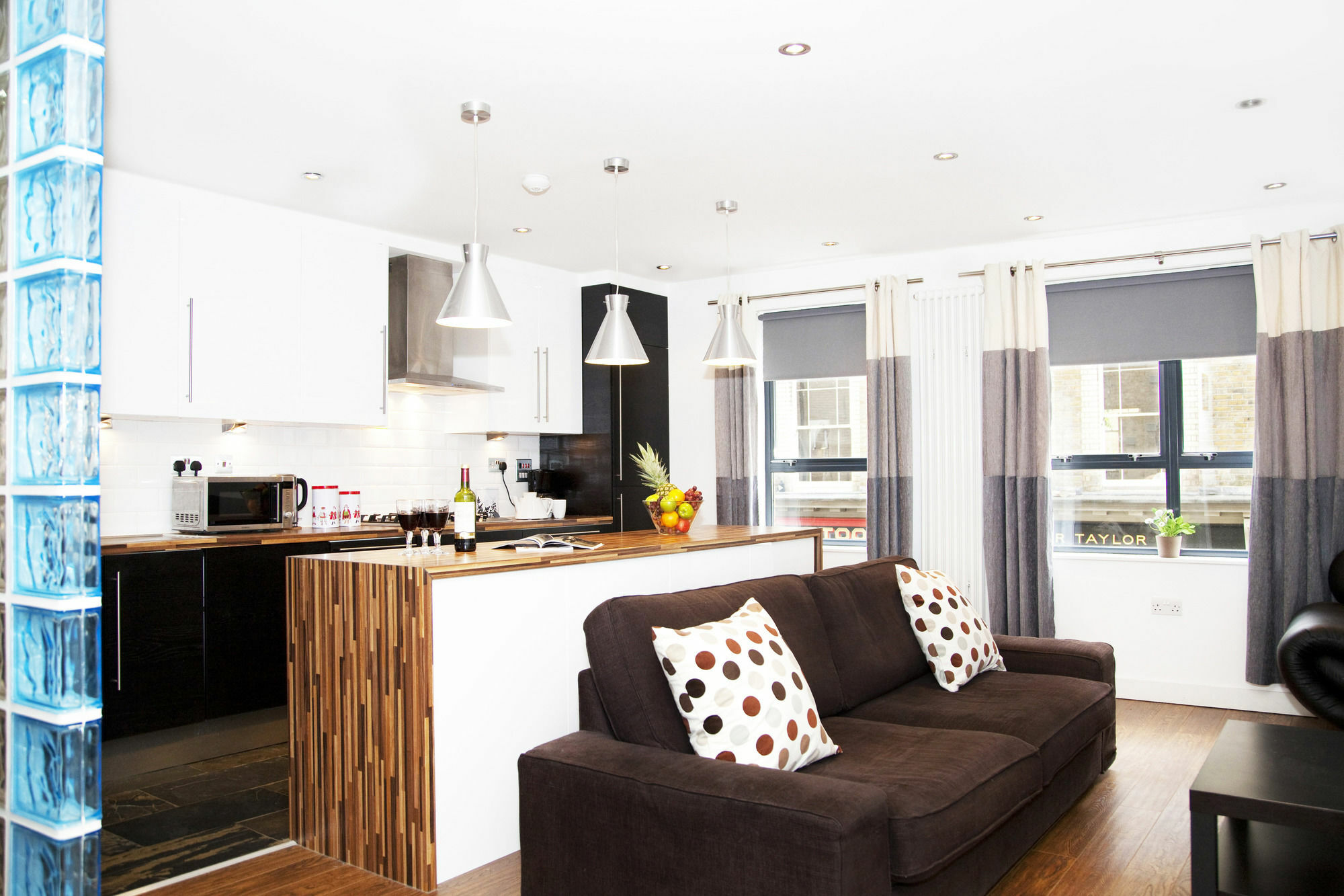 Tower Bridge Superior Apartments Londen Buitenkant foto