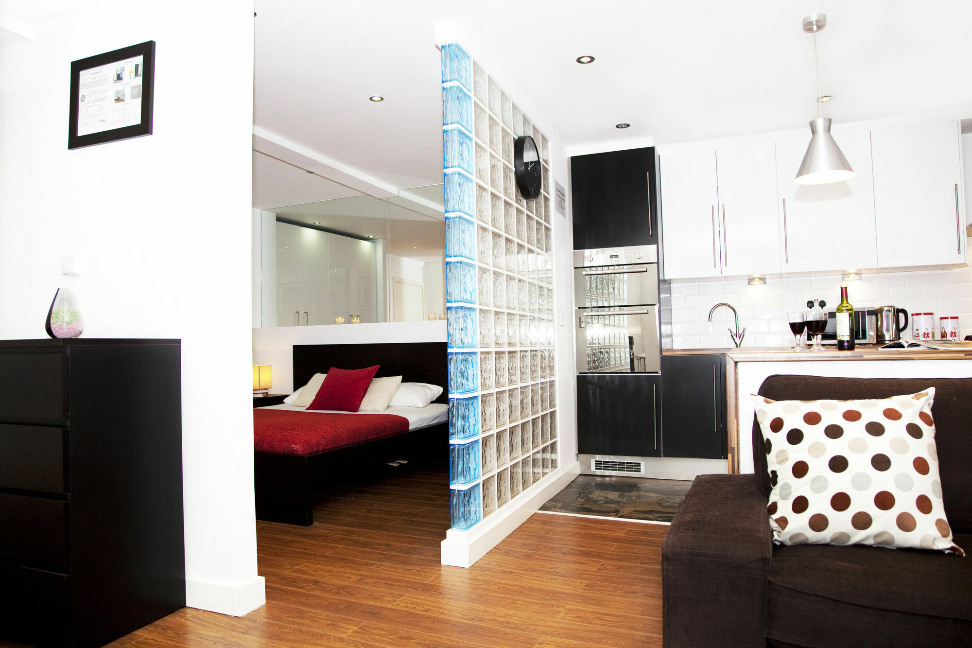 Tower Bridge Superior Apartments Londen Buitenkant foto